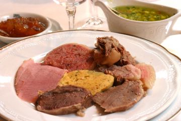 &quot;CENA DEL BOLLITO&quot; CON LA PROLOCO DI CERESOLE D&#39;ALBA