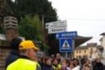 LE FOTO DELL&#39;INAUGURAZIONE DEI NUOVI MARCIAPIEDI DI VIA ARTUFFI
