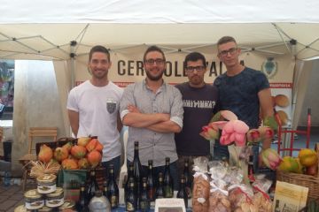 CERESOLE D&#39;ALBA ALLA VETRINA DEL TERRITORIO DELLA FIERA DEL PEPERONE DI CARMAGNOLA